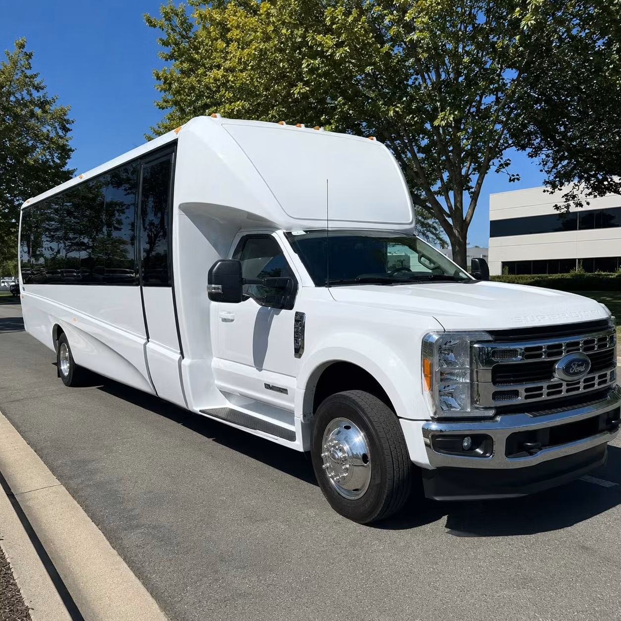 15 passenger minibus