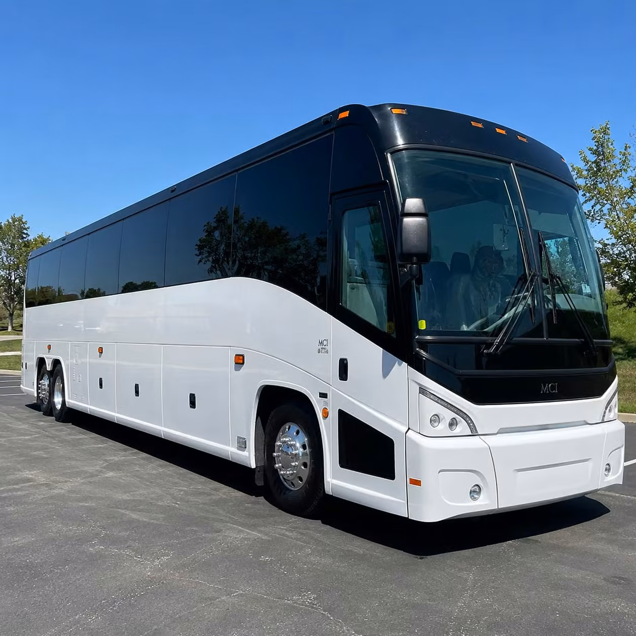 ameris bank amphitheatre groups use charter buses here s why it makes sense