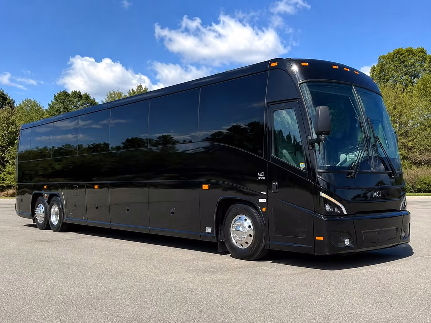 atlanta corporate event and convention shuttle bus rentals keep your team moving