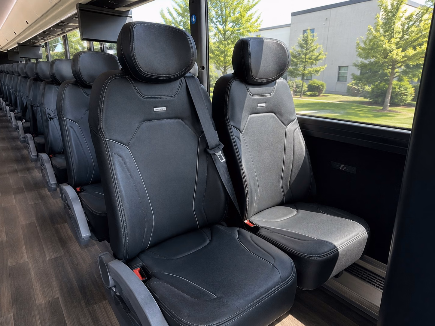 guest shuttle services between atlanta hotels and wedding venues