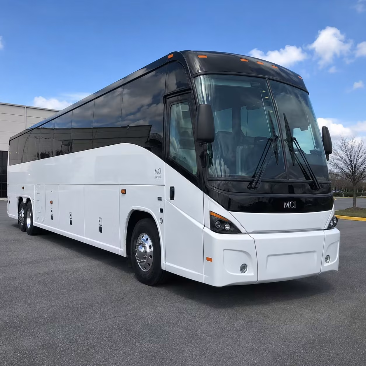 wedding guests and leisure travelers love a private atlanta airport shuttle